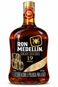 Ron Medellín 19 Años gran solera doble 750ml
